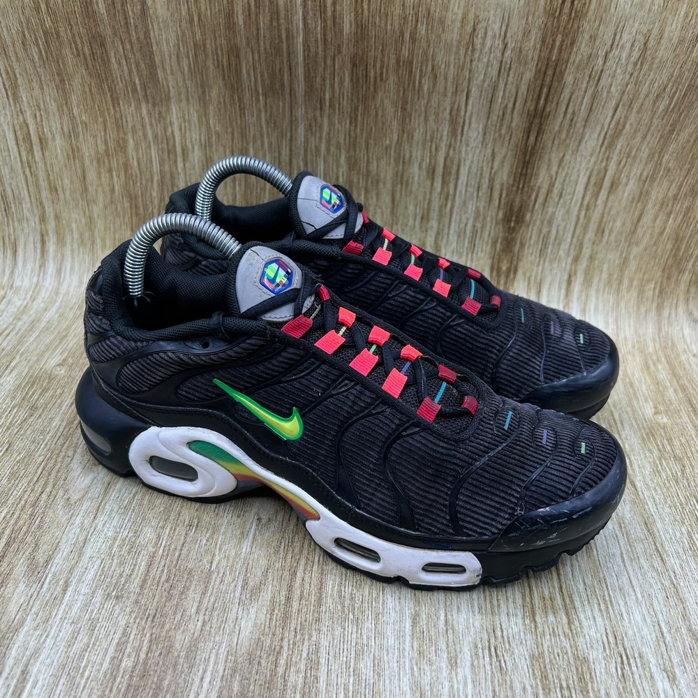Nike Air Max‎ Plus GS Evolution Of Icons Youth Size 7Y Black Shoes DD2008-001